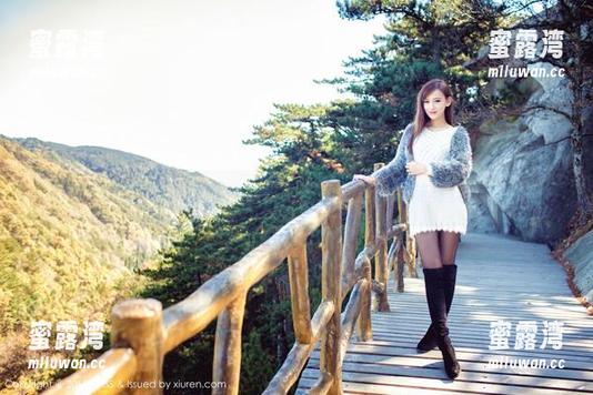 IMiss爱蜜社 - 九尾Ivy放飞在办公室：趣味写真精选合集