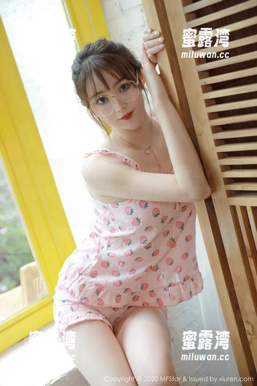 MFStar模范学院 - lingyu69的礼服和免费资源，我在想这组结合会不会太完美！
