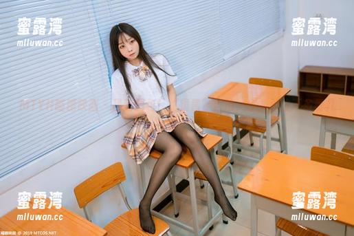 MTYH喵糖映画 - 最新图包！“镜酱”自拍，你能忍住不多看几眼吗？