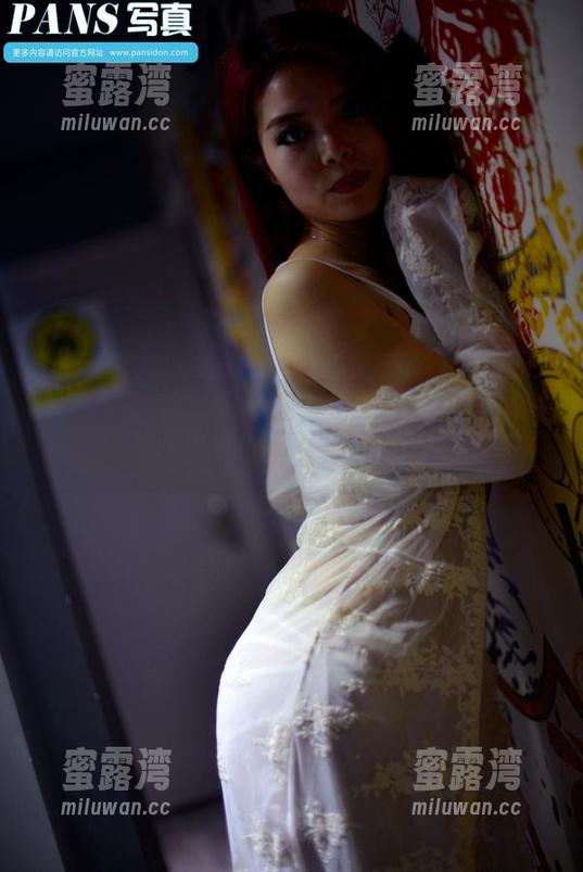 PANS写真 - 定格在小彤的校服中，高清带来的小美好，谁说分享一定要高大上？