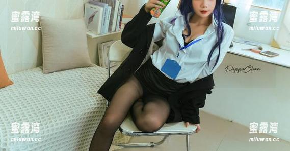 听说PoppaChan的FEater套图让人每天都想吃！下载后也许能吃到美梦哦！