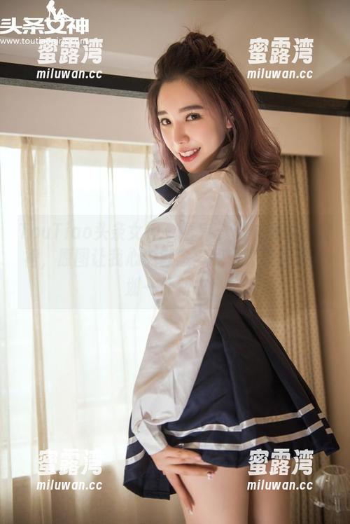 TouTiao头条女神 - 看完曼苏拉娜的连衣裙，原图让我心中默念：我也许该重新计划一件新衣！