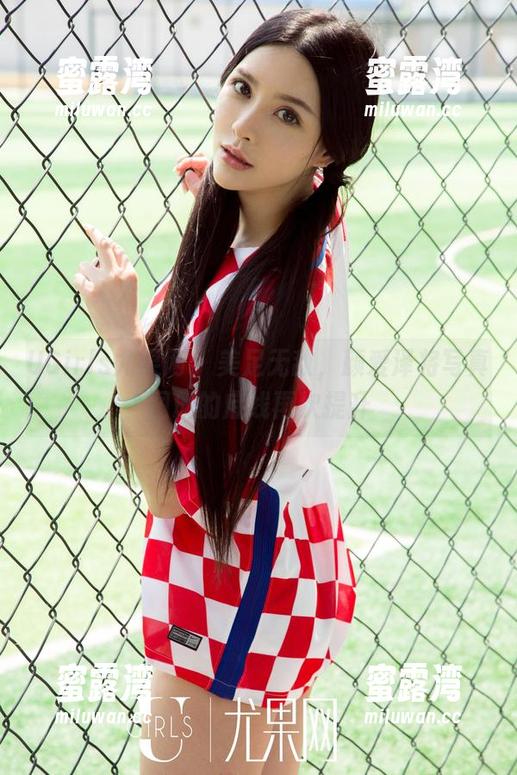 UGirls尤果网 - 美足无敌，颜爱泽将写真图册的底线再次提升