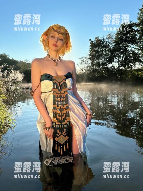 在线图集：跟着Vinnegal一探爱丽丝的奇境，走错路也不怕。