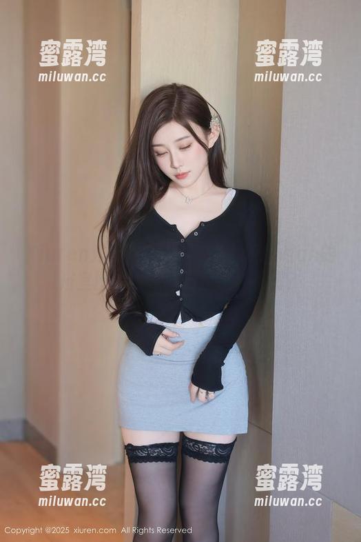 Xiuren秀人网-K8傲娇萌萌Vivian Xiuren秀人网 - K8傲娇萌萌Vivian的浴室图包,谁能抗拒这种诱惑?