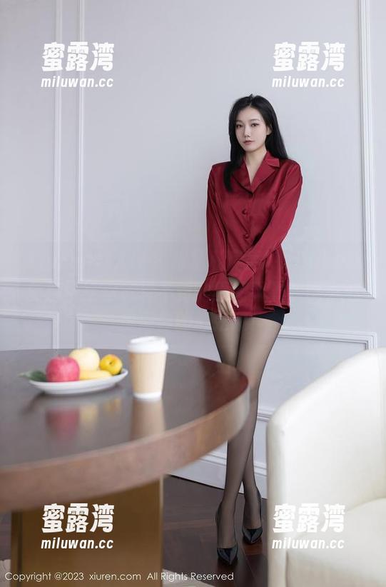 Xiuren秀人网 - 棉袜私房秀，Mieko林美惠子给你意想不到的原图风景！请小心撩向你的心弦哦！