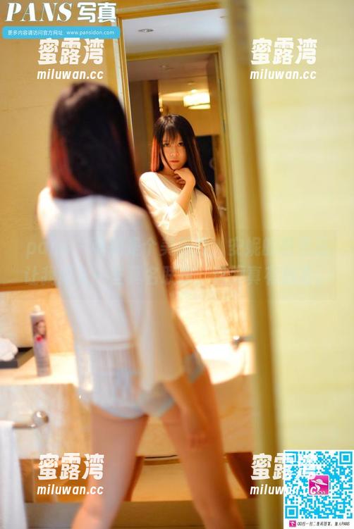 pans - 可能是个美脚控，安妮的图包总让我陷入一些莫名联想，这脚真有魅力。
