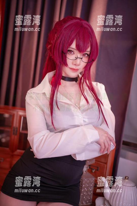 sally多啦雪的制服专场，资源丰富，能不能稍微别那么诱人啊？