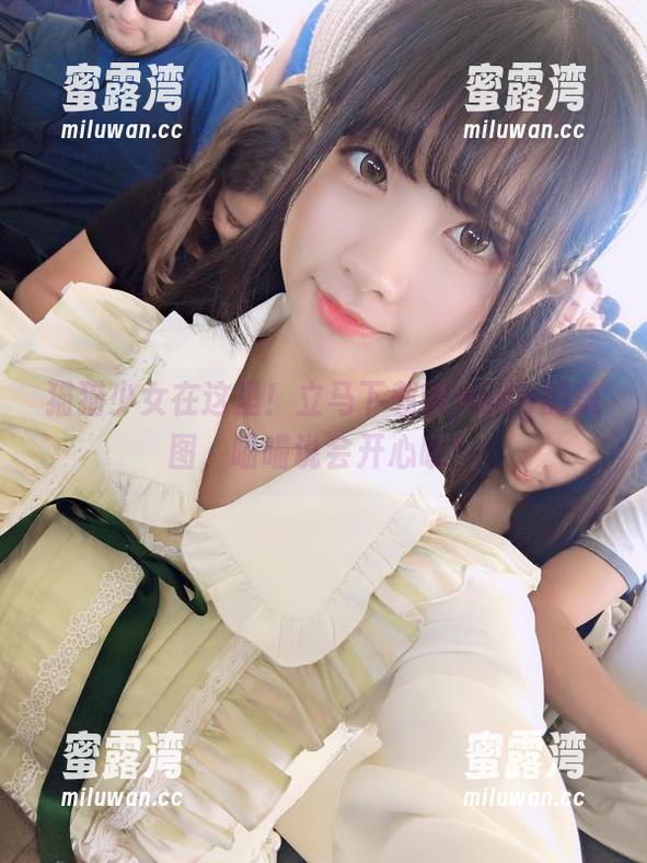 猫猫少女在这里！立马下载Wendy的美图，喵喵说会开心哦！