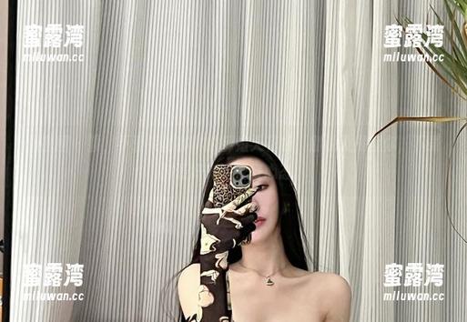 不爱笑的赛琳 微密圈 - 额,不爱笑的赛琳的御姐天花板,别说没提醒你,下载前最好先调整好心态。