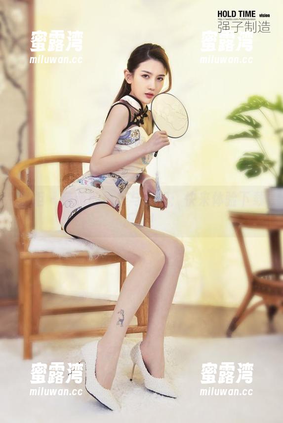 丽柜 - 萌萌的由美与学姐：快来体验下载乐趣！