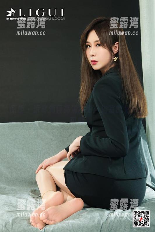 丽柜 - 语寒搞怪高清摄影：浴室的另一种可能