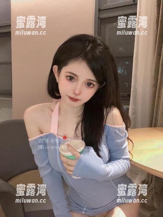 倦倦喵的黑内衣，高清写真集，女人间的深刻哲学吧，哈哈。