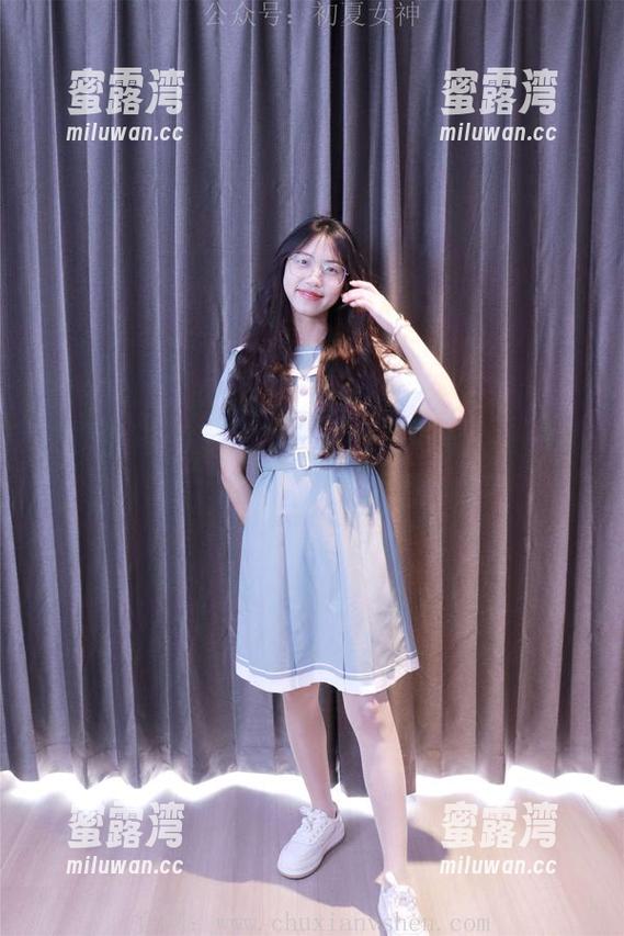 初夏女神 - 环环和妹妹的定制写真，一场轻松趣味的对话