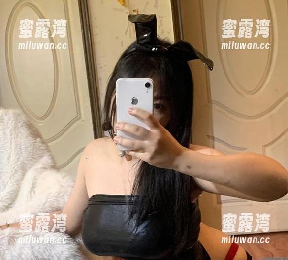 微密圈 - 可爱的肉巴的比基尼实验，在线上看原图也是个极限
