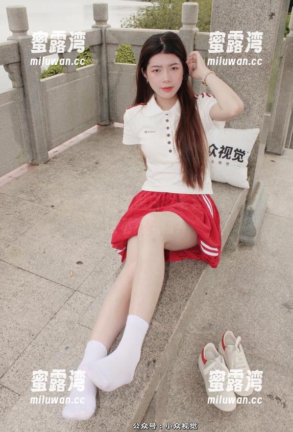 小众视觉-兰兰 小众视觉 - 兰兰的黑白,全套下载,谁说这不算风骚?