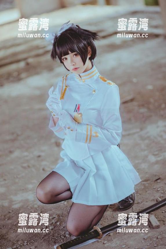 小野妹子w的新剧透：校服原图大放送，谁能不忍心多看几眼呢？