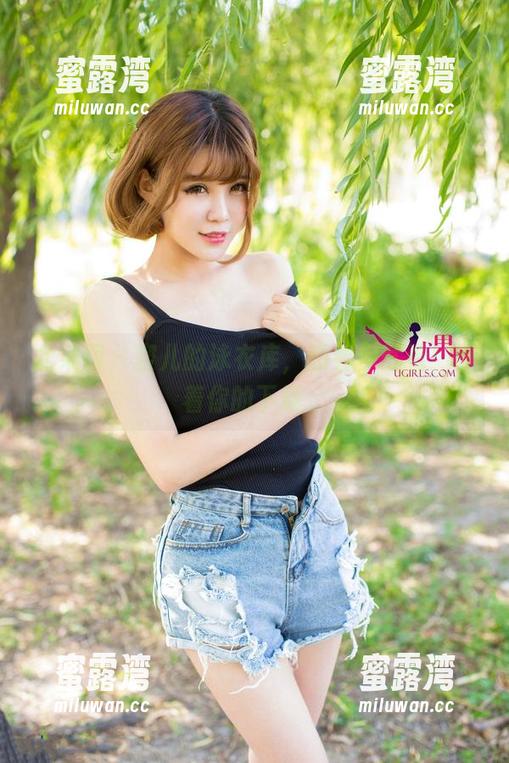 尤果网 - 蜜儿的泳衣库，想看你就看！等着你的下载。