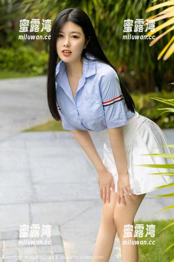 尤蜜荟 - 是小逗逗发布旗袍高清照，保证你舍不得滑走的视线