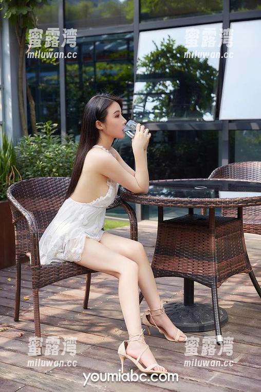 尤蜜荟 - 王紫琳的睡衣资源，谁说能在家就不能性感？