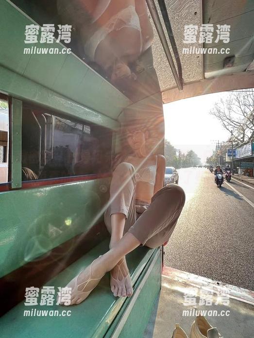 微密圈 - 就是阿朱啊写真作品集：紫色，我说真的……妹妹真的是脑补了些啥。