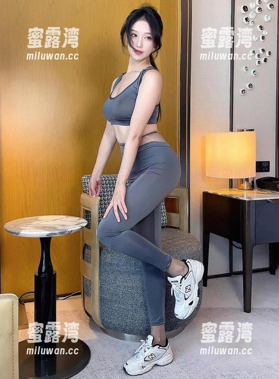 看抖娘利世的“特殊治疗”，原图中的角落总有新发现，回味无穷呐