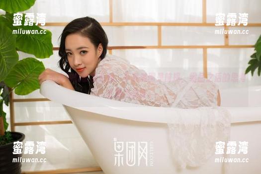 果团网-王语纯 果团网 - 王语纯的镂空系列,下载美图是前提,细品之后的思考才是心头好。