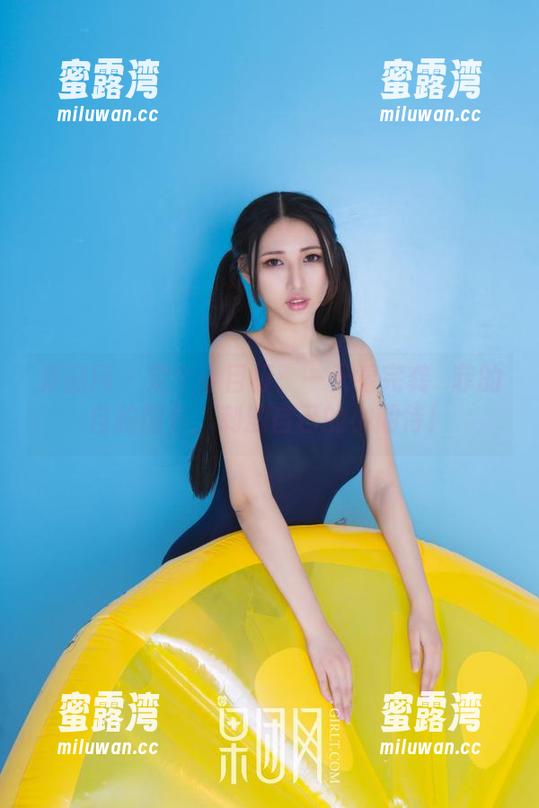 果团网 - 定个小目标：一天看完龚玥菲的自拍图包，刺激自己的小期待！