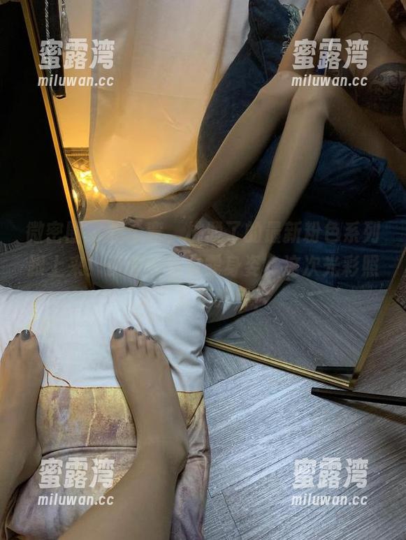 微密圈 - 拐个弯，桃脱了的最新粉色系列跟上来！资源偷偷崭露身姿，这次光彩照人，从不吃亏！