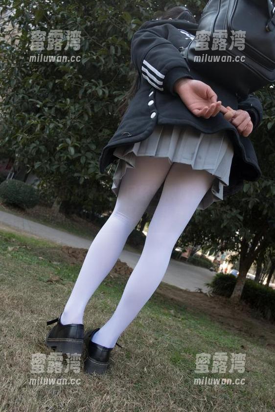 森萝财团 森萝财团的蜃楼:风轻轻吹过合集套图里的仙女们,全都是要化身GIF嘛?
