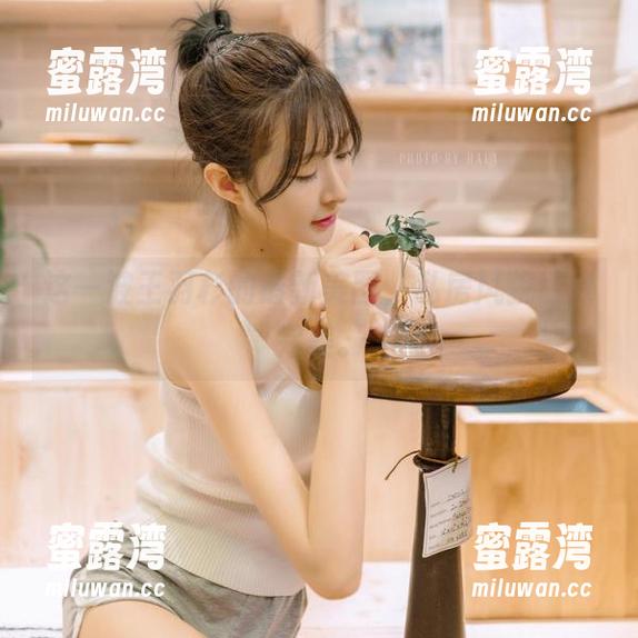 这一波王羽杉的最新美图，私房风貌切换完美。