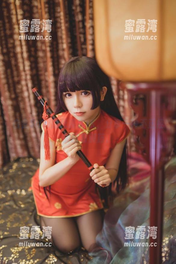 白金Saki的死库水JK，分享一种不正经的酷暑解药。