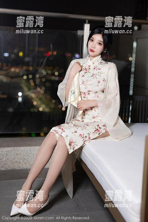 秀人网 - 拒绝圣光光环，Milk大萌黑丝图集带你点亮黑暗！