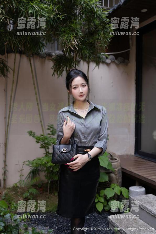 秀人网-Mina米娜 秀人网 - 当女孩们帮Mina米娜准备的无圣光图包,其实是一次热烈却轻松的试验。