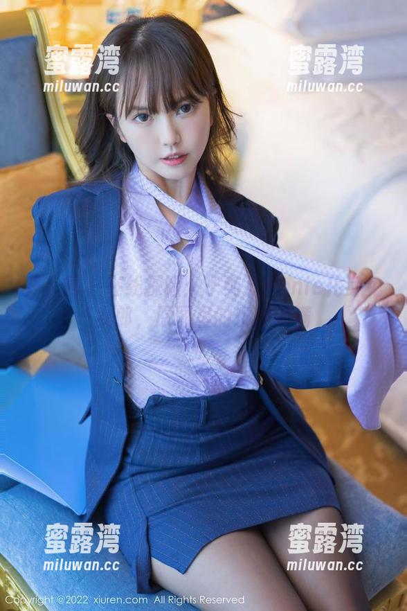 秀人网 - 在线探险：子纯儿Annie化身兔女郎，原图里的乐趣满满