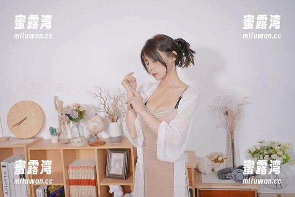 微密圈 - 羊小雪juvia的长腿：资源聚合在这儿，腿控们注意了！
