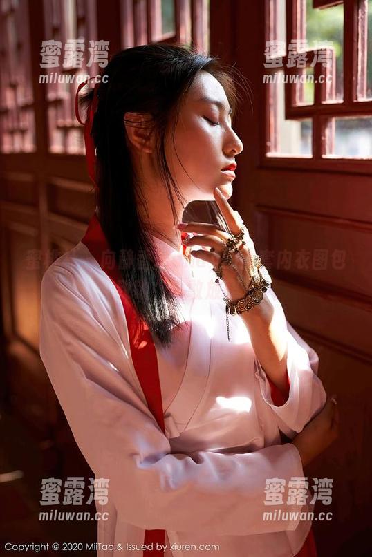 蜜桃社 - 向静香Mandy的全套内衣图包致敬，真敢放肆～
