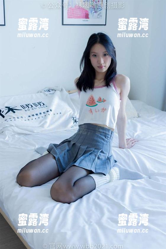 袜啵啵 - 一口芝士，满口旗袍，原图精选让人联想无限，你懂的！