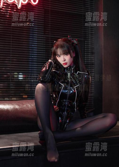 不明所以的周日？入侵图库吧，轩萧学姐的奶牛造型值得下载收藏！