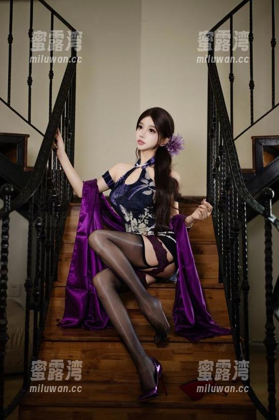 过期米线线喵的肉丝妹妹系列图库，看得就像偷吃了禁果，下载自己的灵魂安慰。