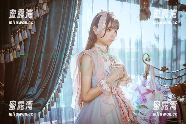 陆卿卿kyokyo的修女cos，难道我该去忏悔吗？更新的时候来捎带下吧。