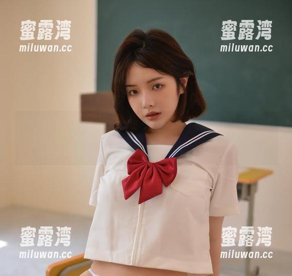 雯妹不讲道理全套写真：你说魅魔本，我说这devil还不够疯。